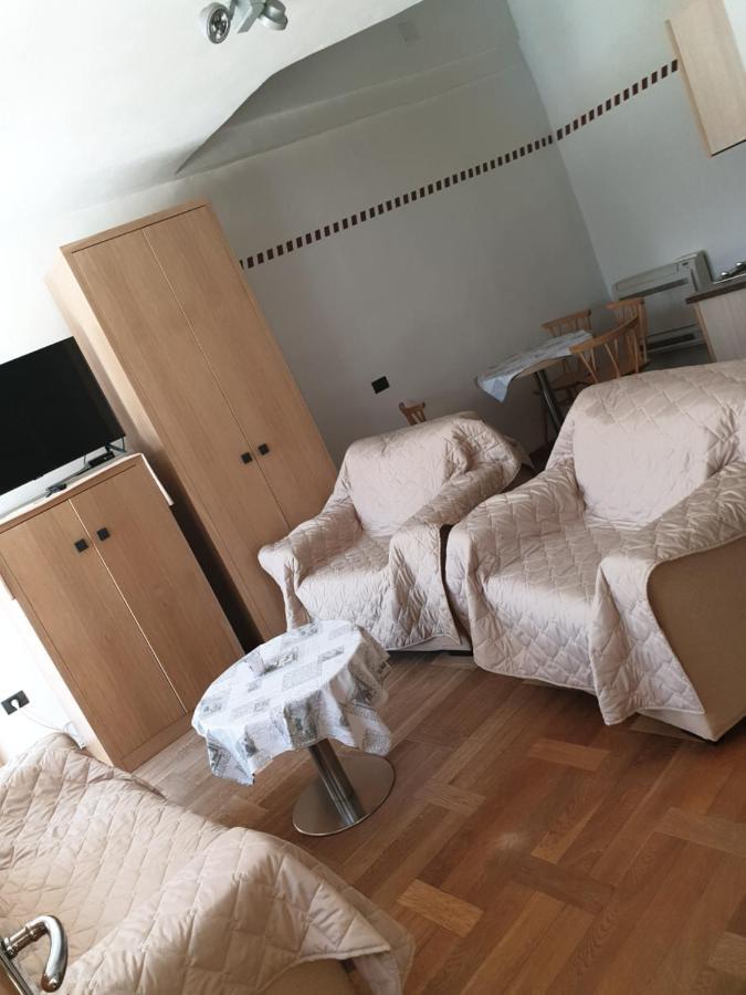 Smartno Apartmaji Sobe Josko Exterior foto